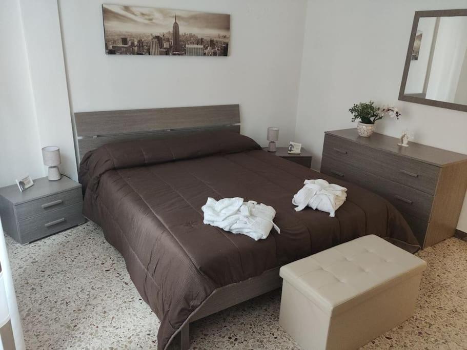 Centro Storico-Imbarcadero Per Le Isole***** Apartment Trapani Luaran gambar