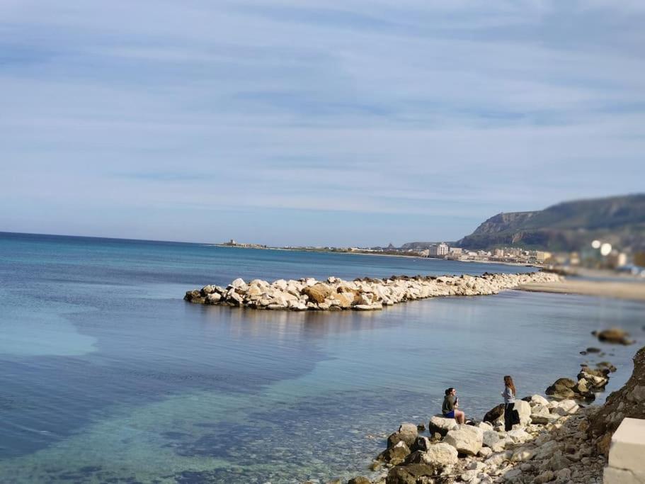 Centro Storico-Imbarcadero Per Le Isole***** Apartment Trapani Luaran gambar